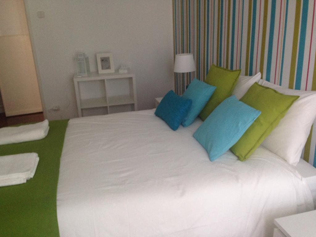 4U Lisbon II Guesthouse חדר תמונה